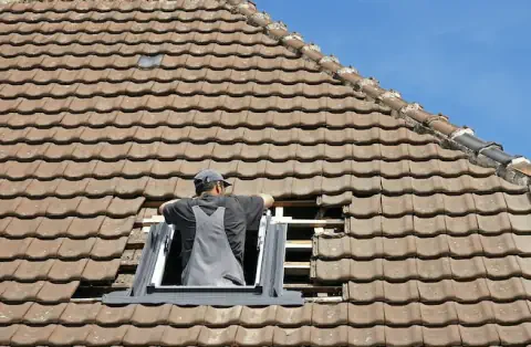 Pose de velux - Lagor